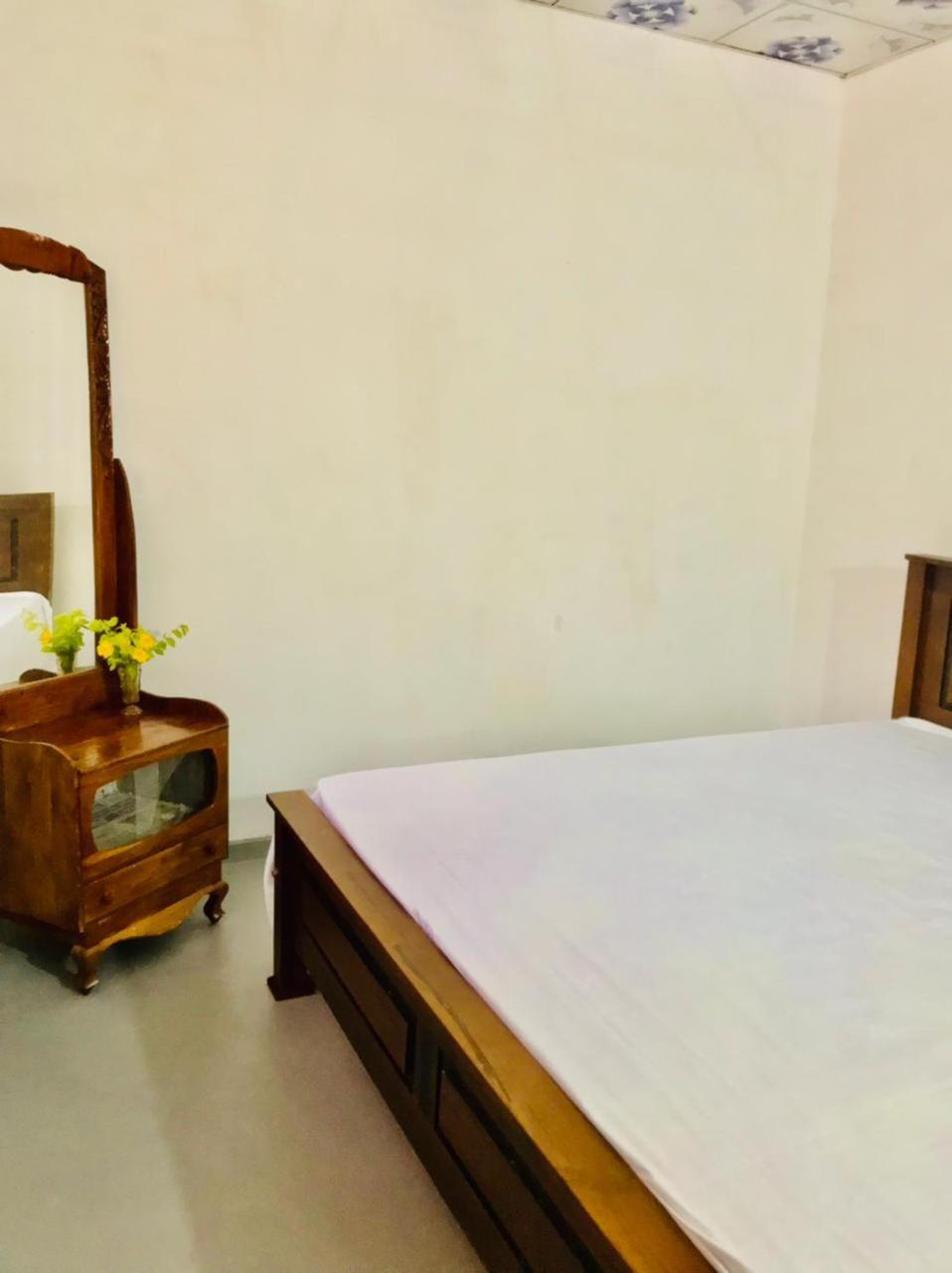 Apartamento Lucky Mongrooves Midigama East Exterior foto
